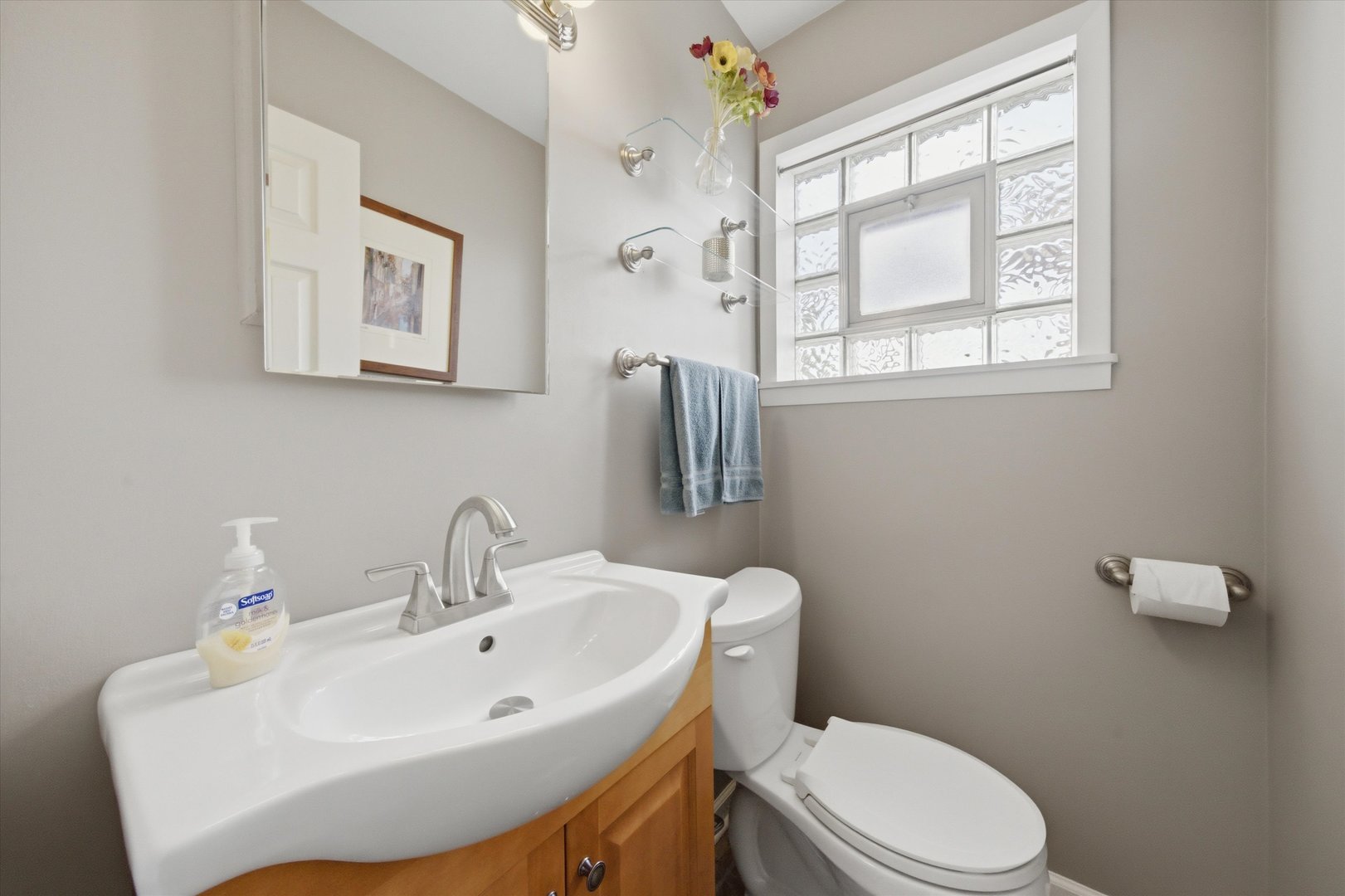 8636 S Tripp Avenue Property Photo 10