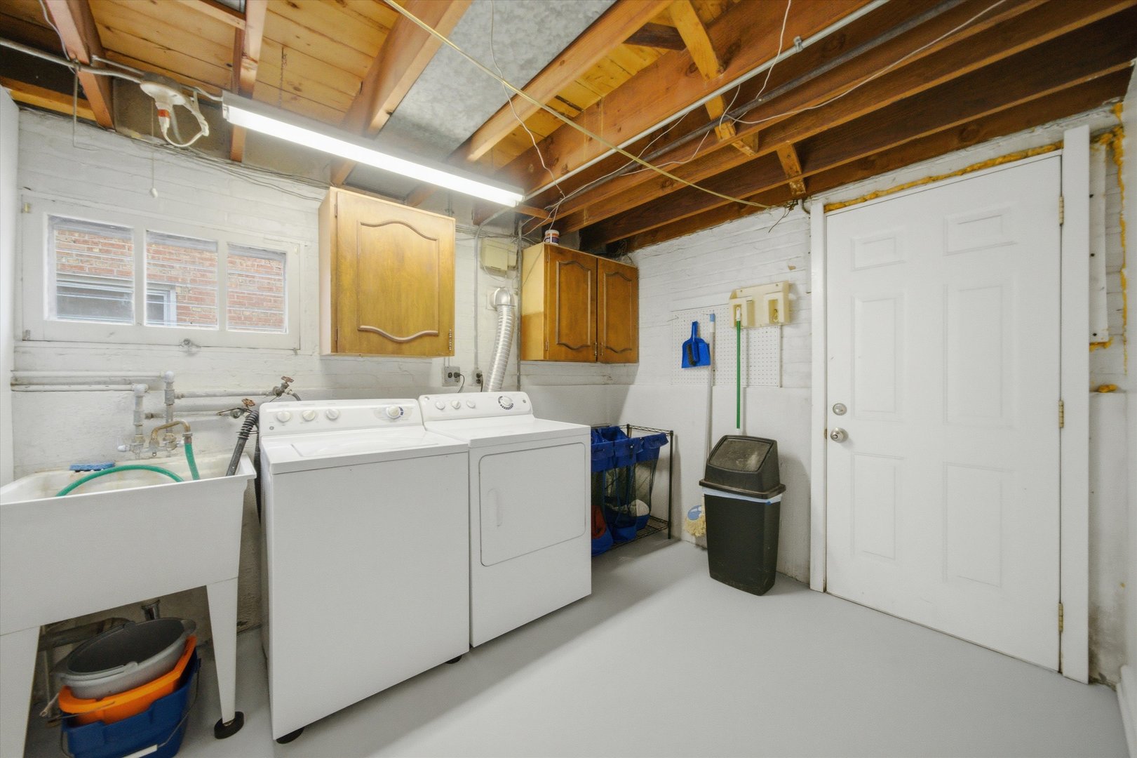 8636 S Tripp Avenue Property Photo 16