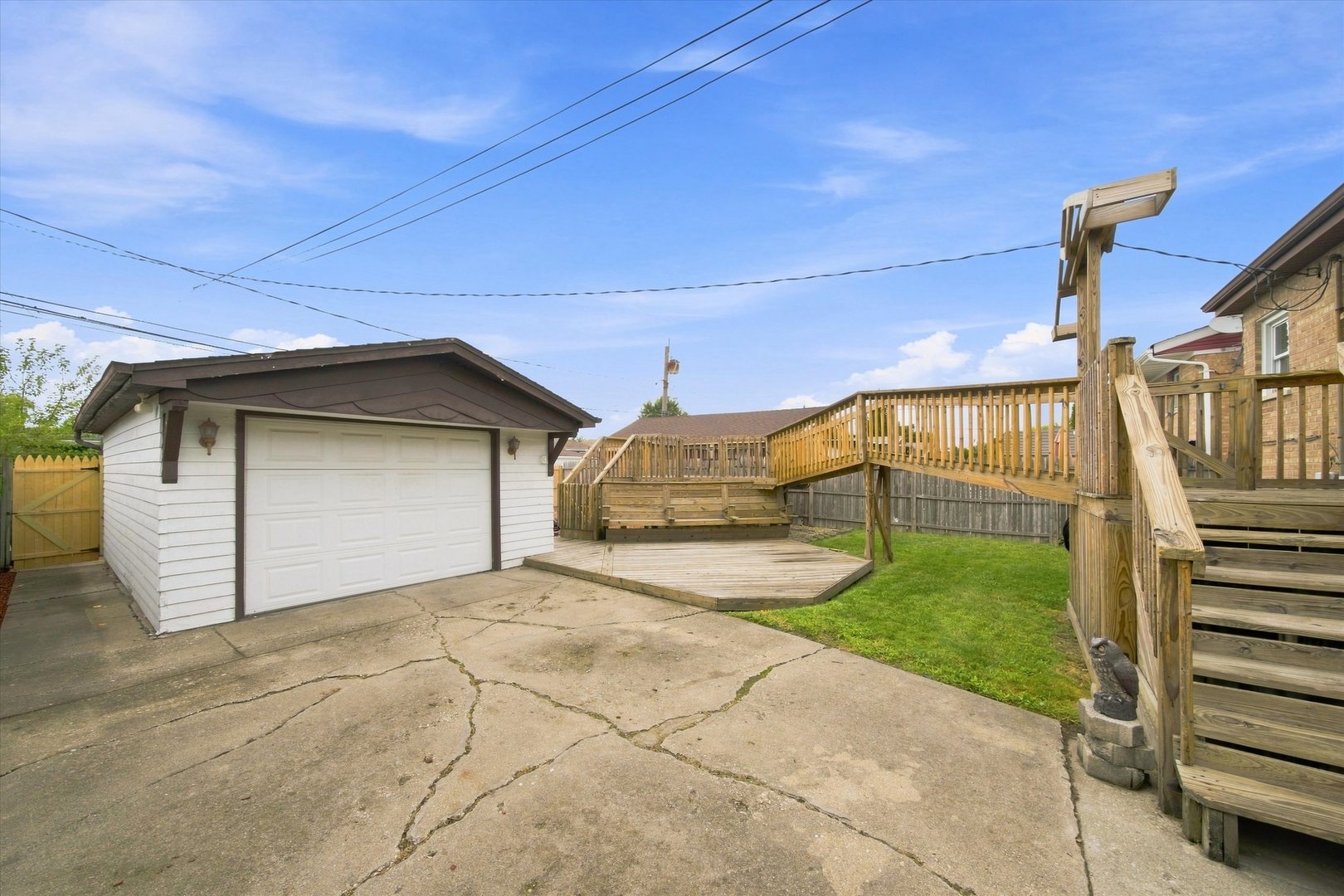8636 S Tripp Avenue Property Photo 20