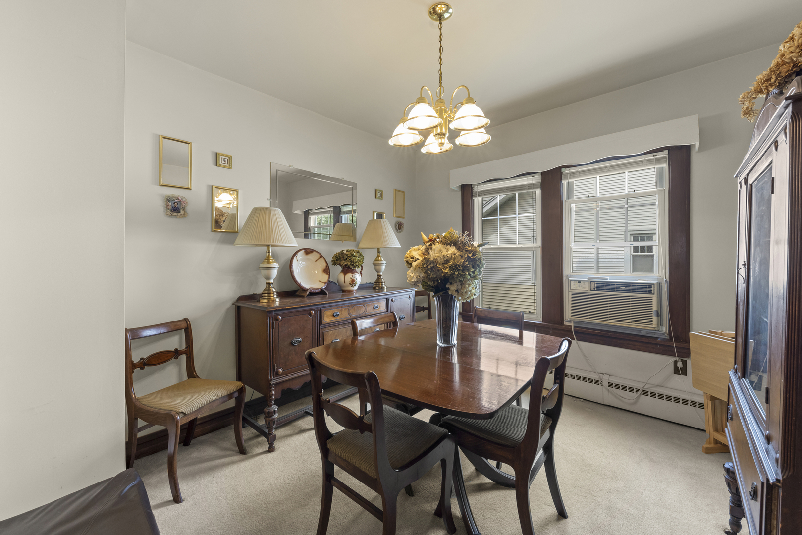 130 S Yale Avenue Property Photo 7