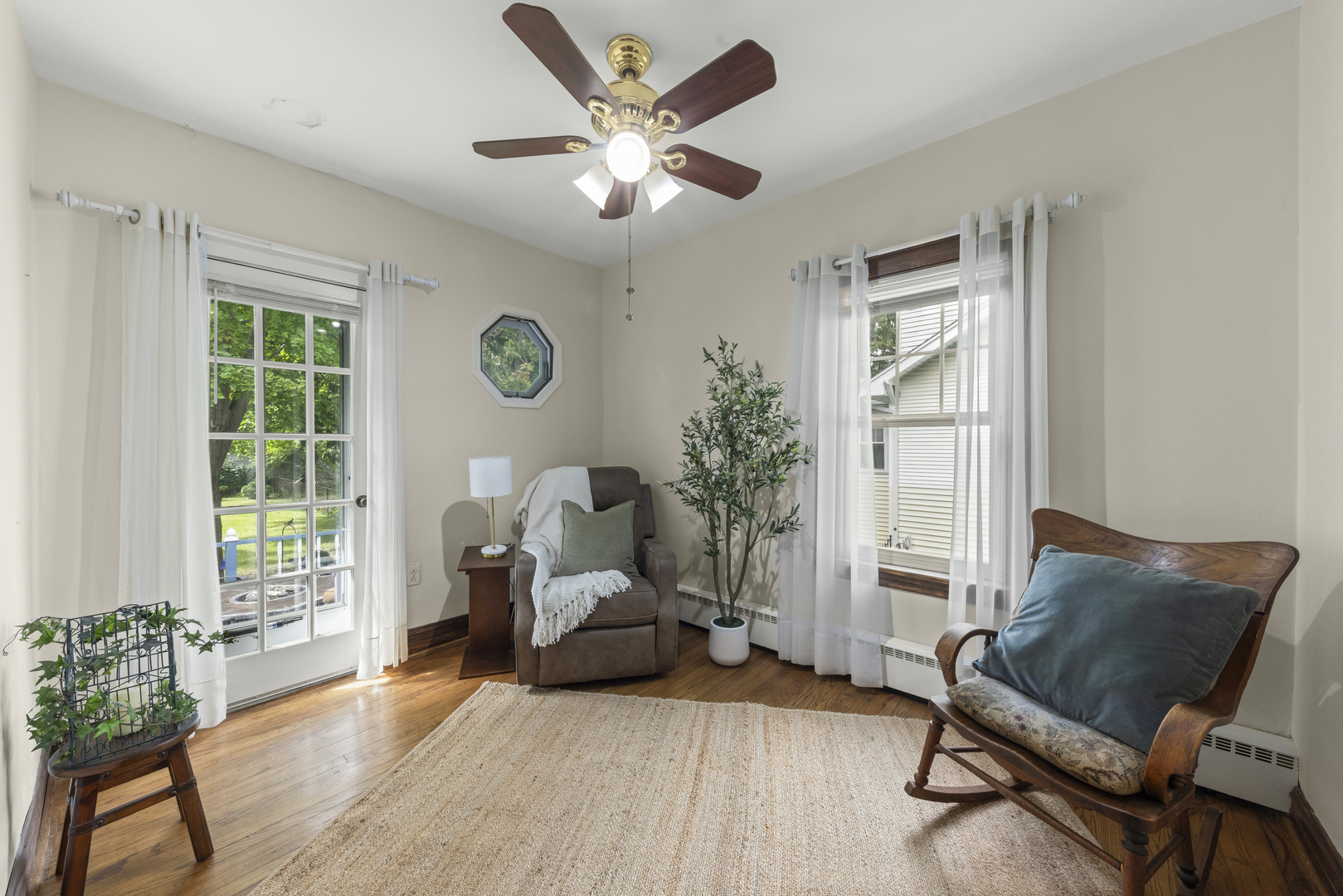 130 S Yale Avenue Property Photo 12