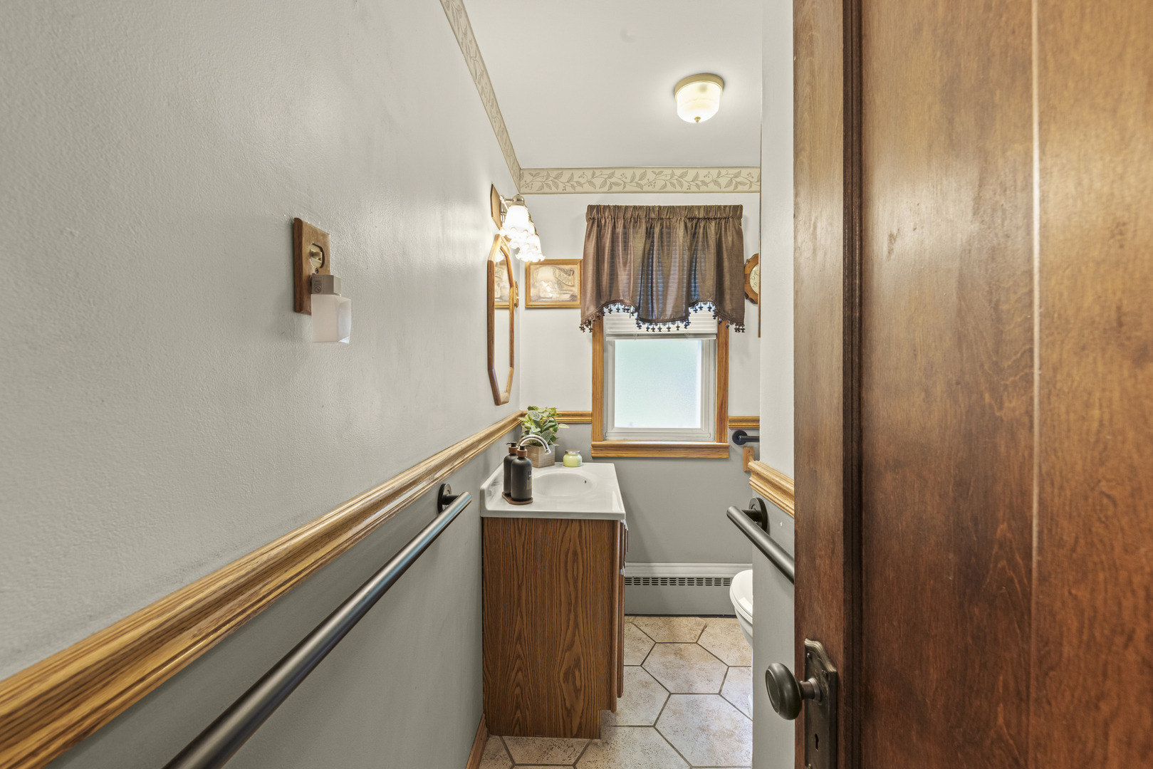 130 S Yale Avenue Property Photo 13