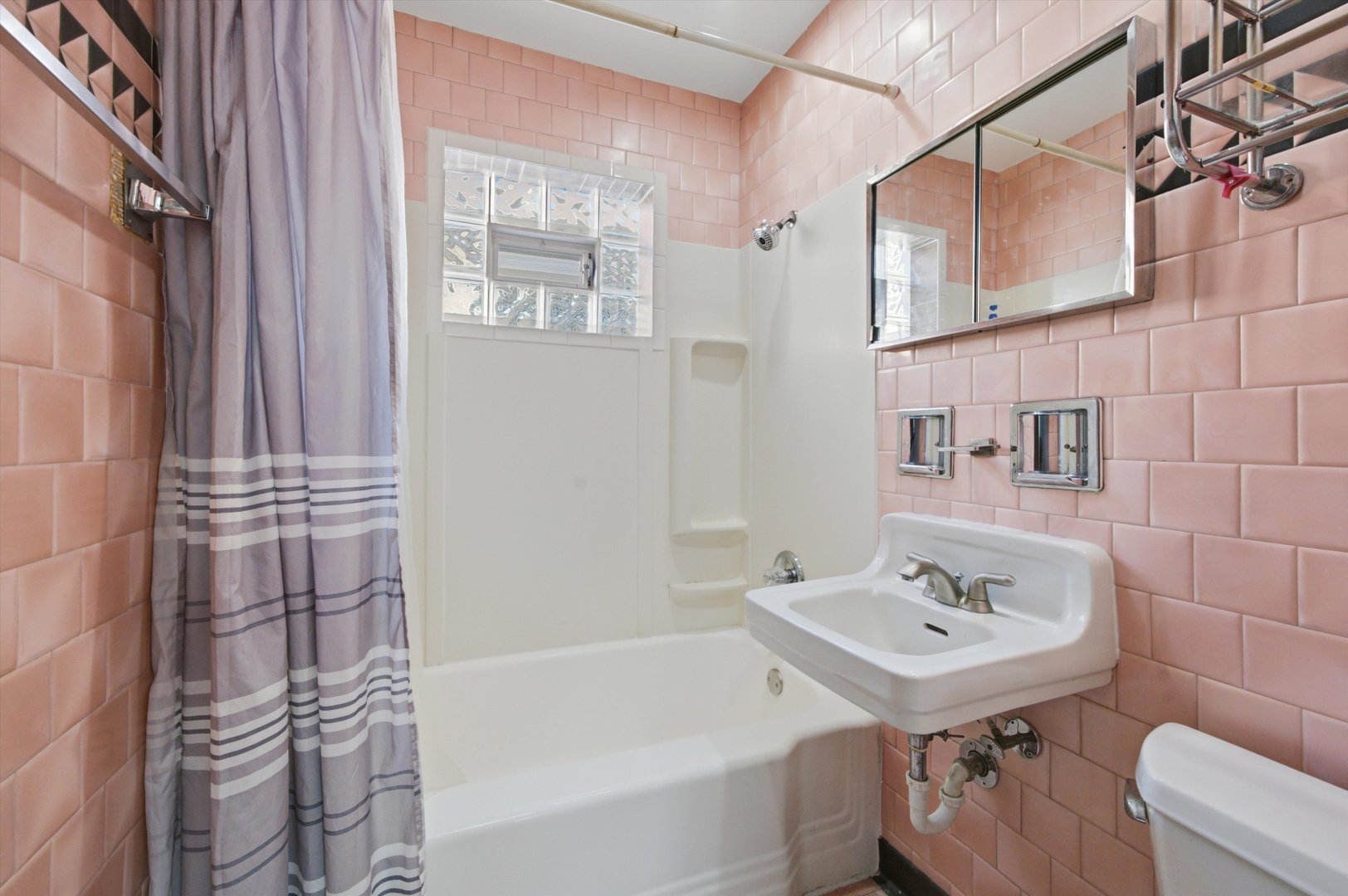 3804 S 59th Court Property Photo 14