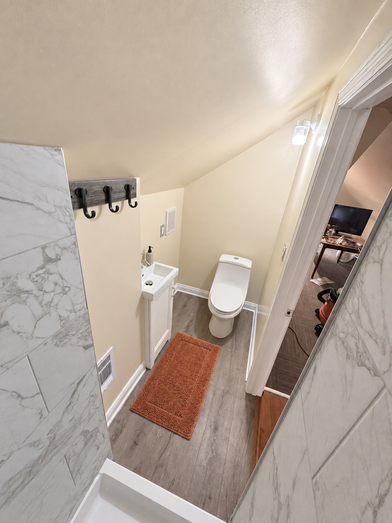 5415 S Fairfield Avenue Property Photo 19