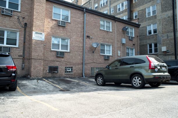 1531 W Sherwin Avenue 1s Property Photo 7