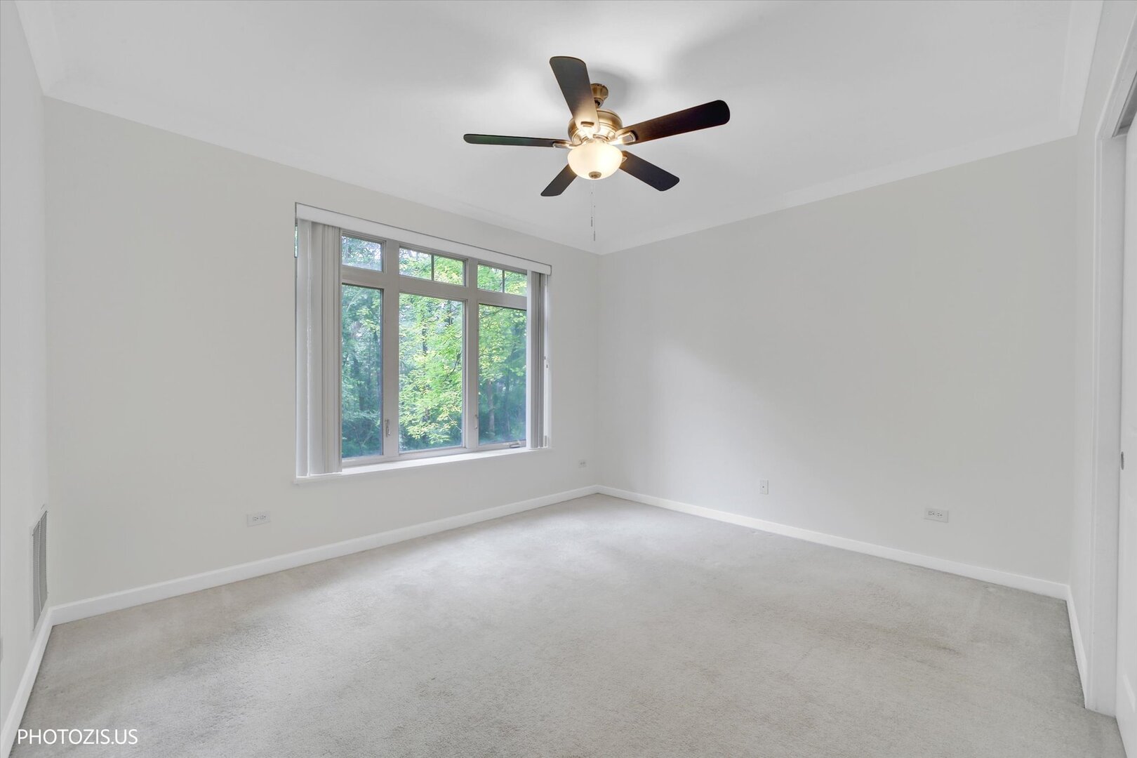 425 Benjamin Drive 207 Property Photo 17