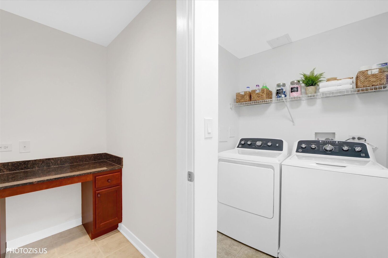 425 Benjamin Drive 207 Property Photo 22