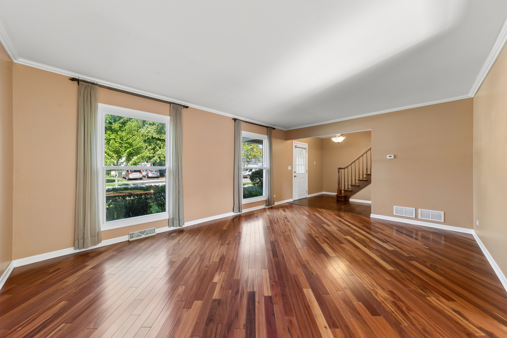 1528 Bonaventure Drive Property Photo 6