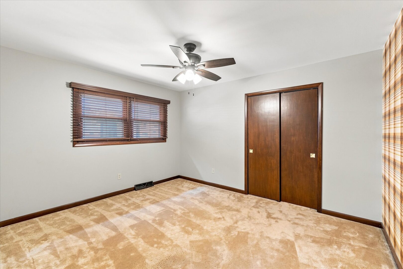 610 Baker Avenue Property Photo 17