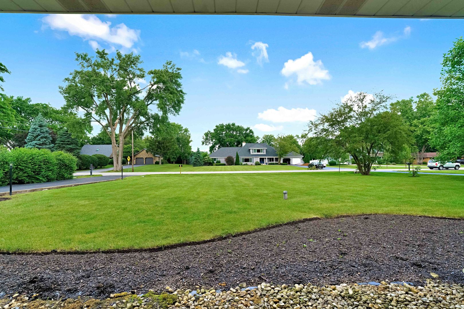 22w689 Elmwood Drive Property Photo 19