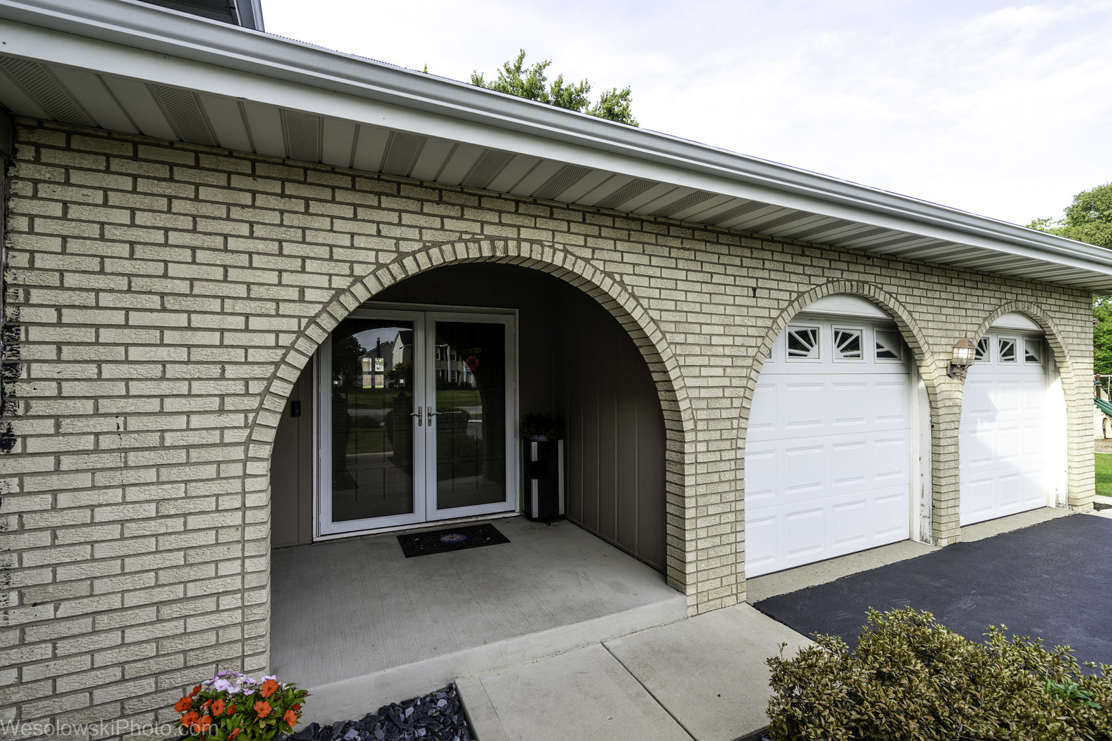 1810 71st Street Property Photo 2