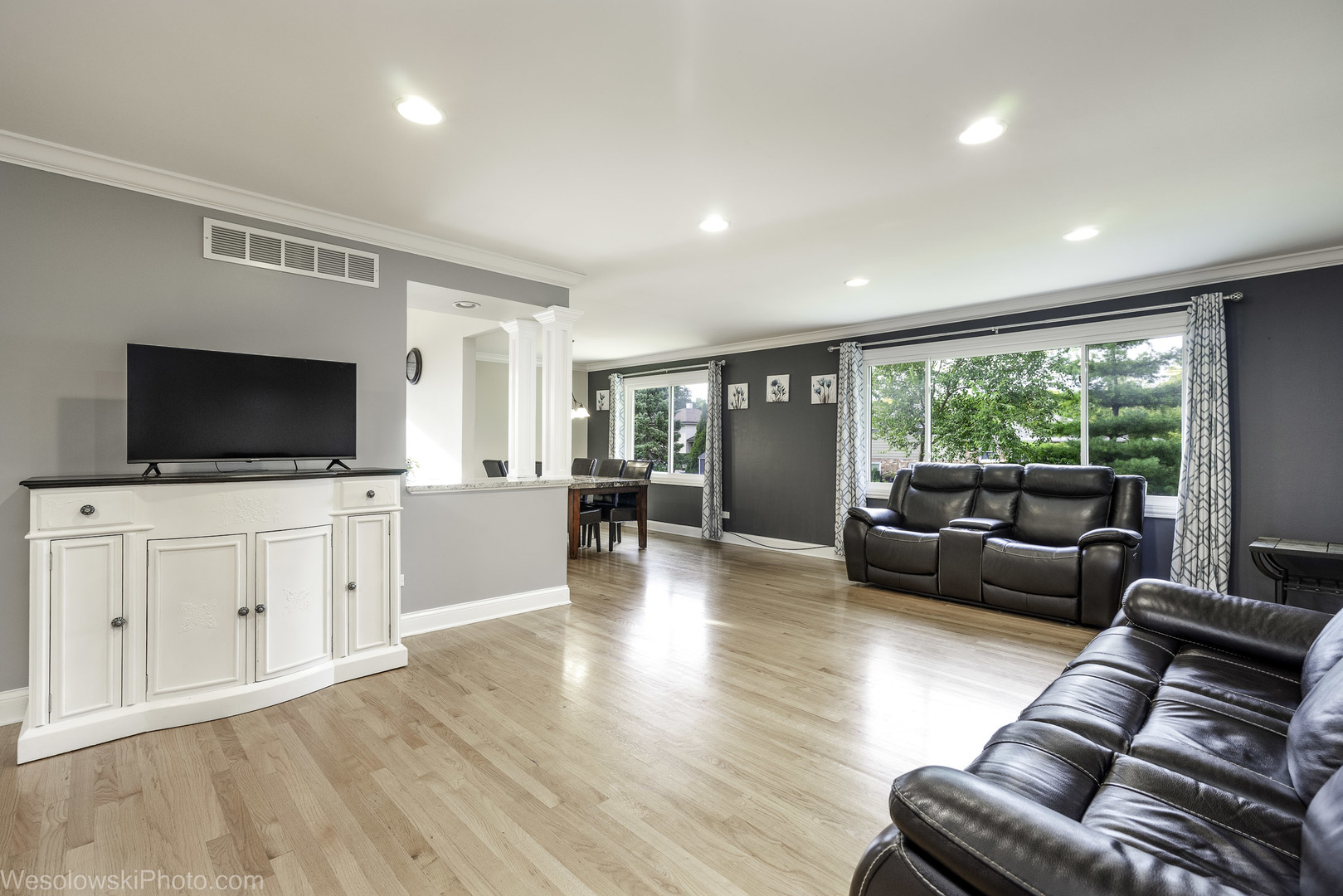 1810 71st Street Property Photo 5