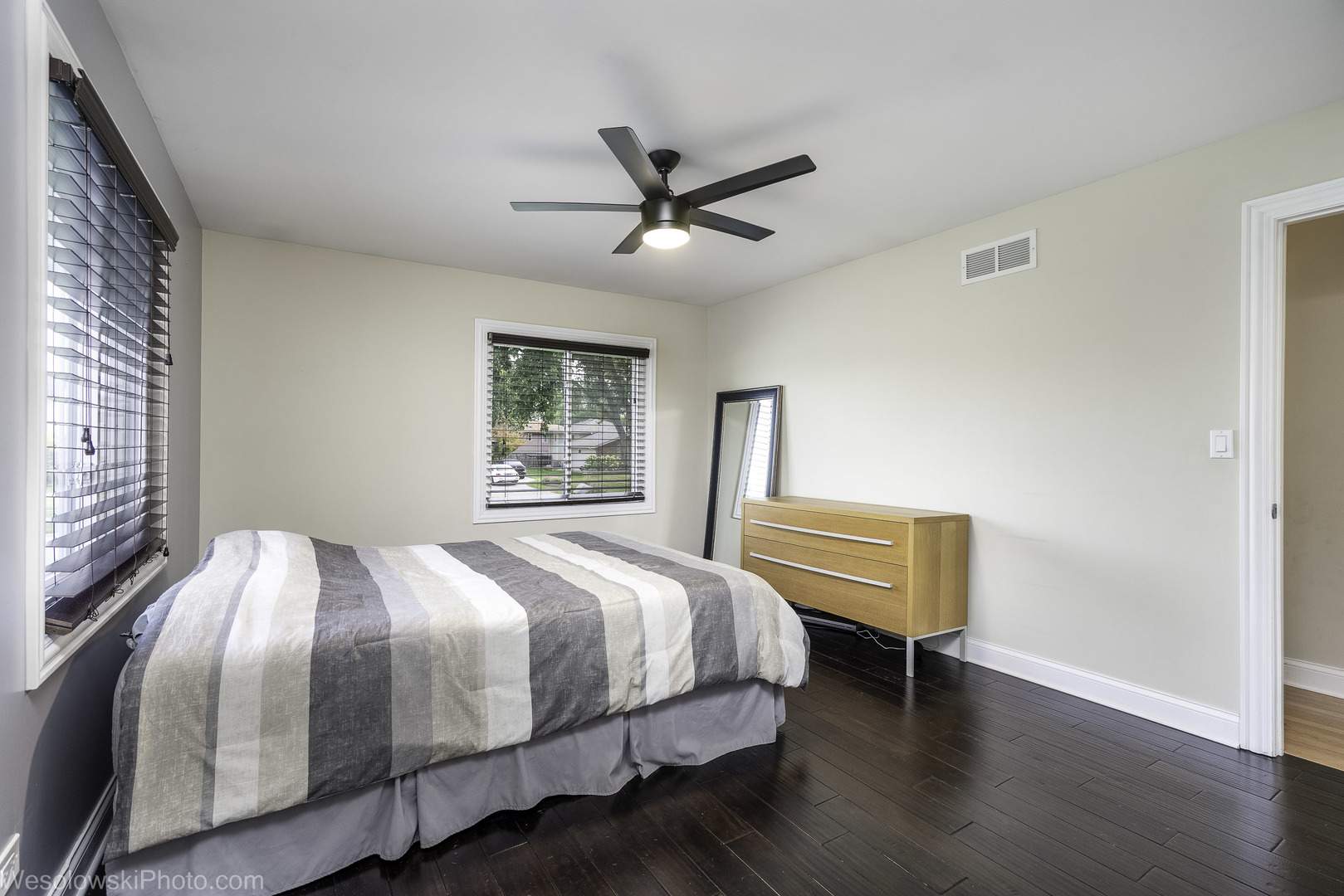 1810 71st Street Property Photo 16