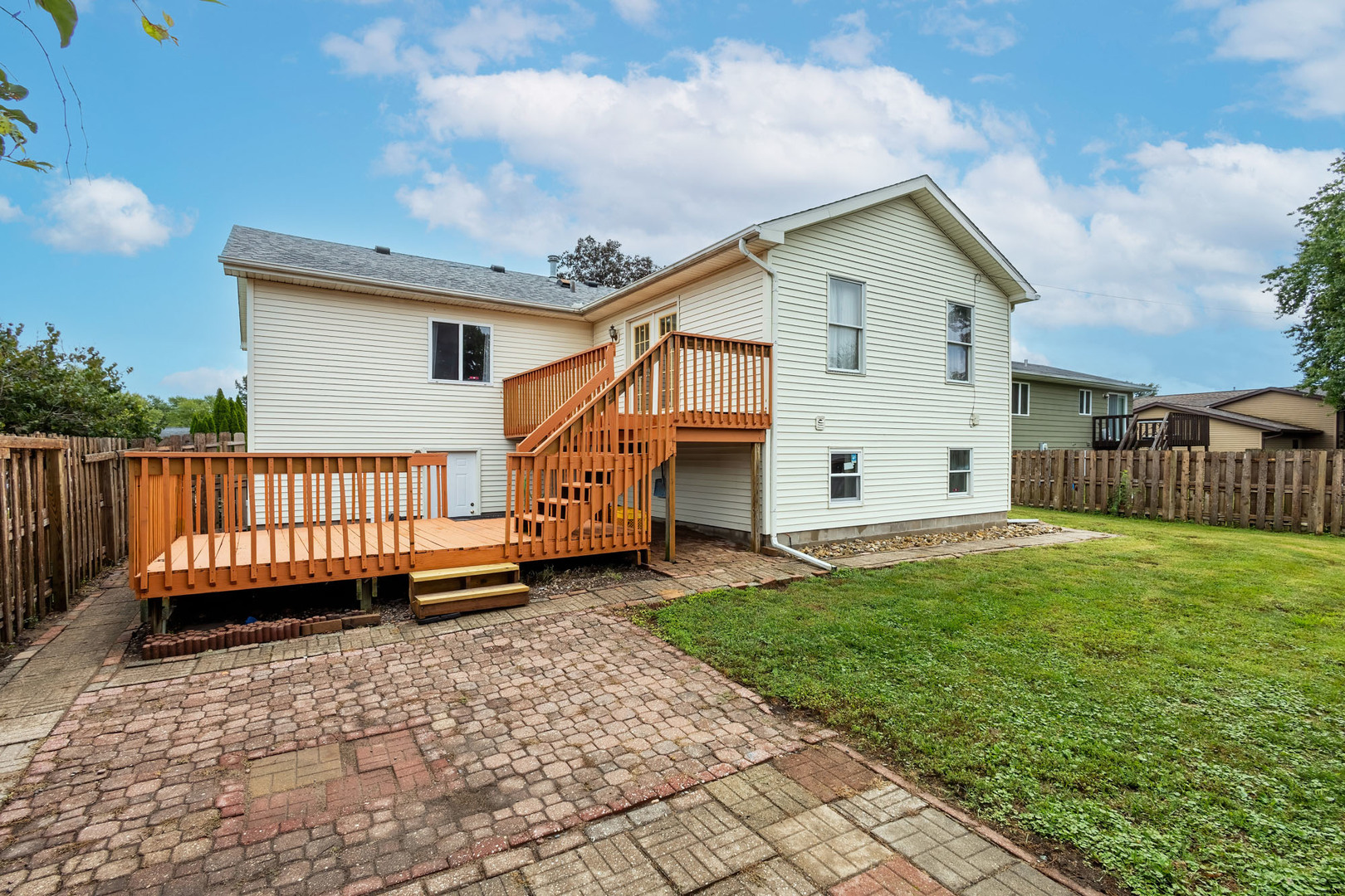 4205 8 1/2 Street Property Photo 2