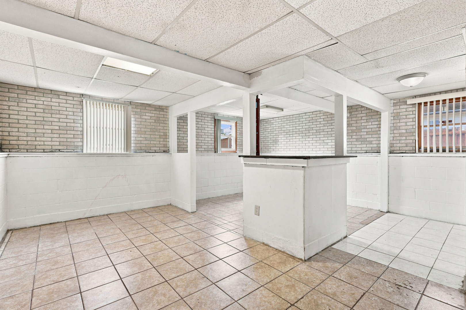 4205 8 1/2 Street Property Photo 29