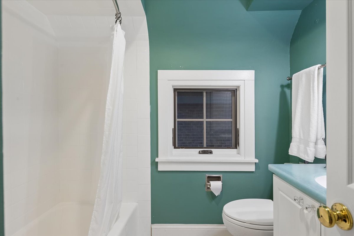 815 N Marion Street Property Photo 21