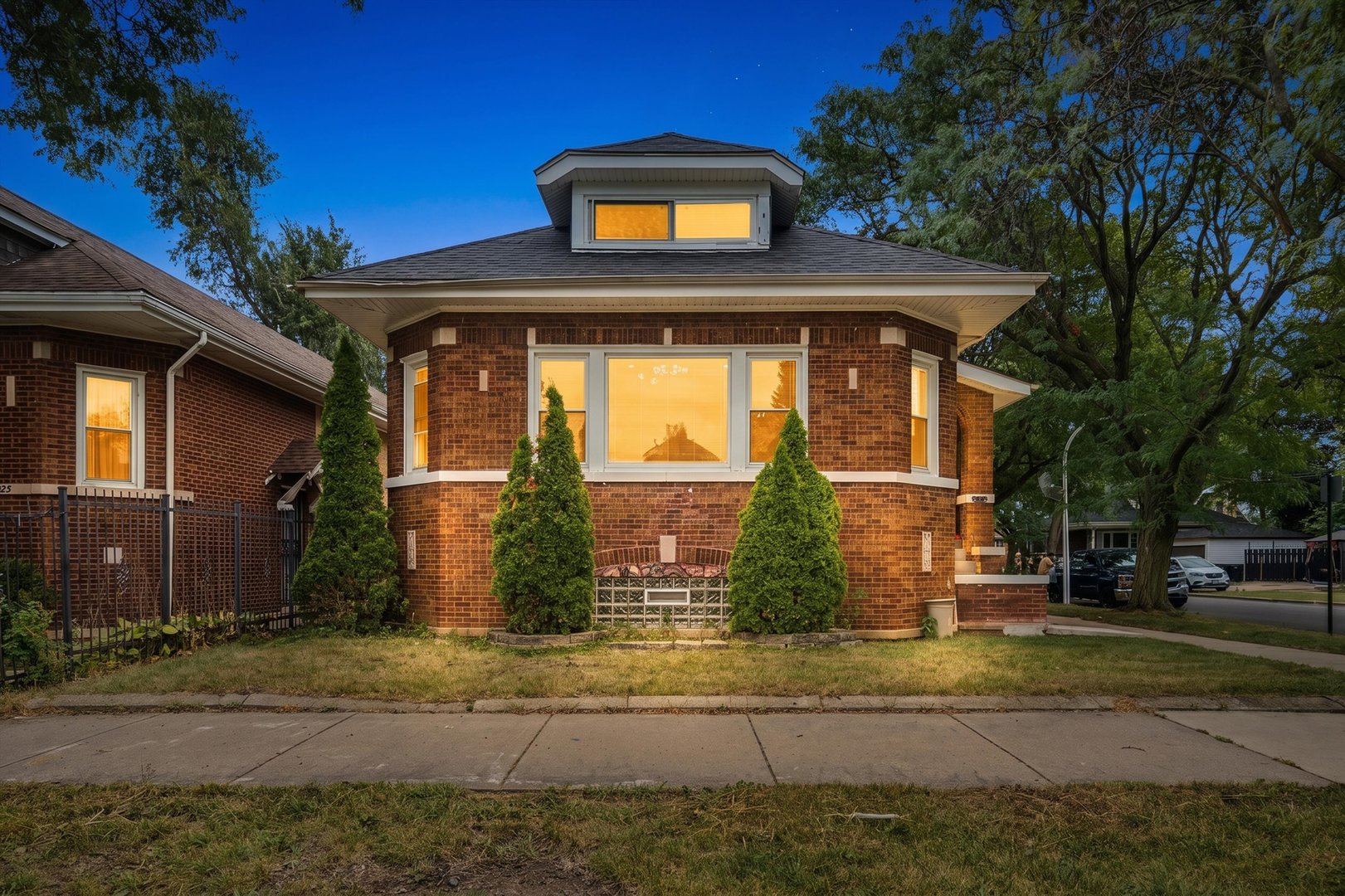 9257 S Ada Street Property Photo 2