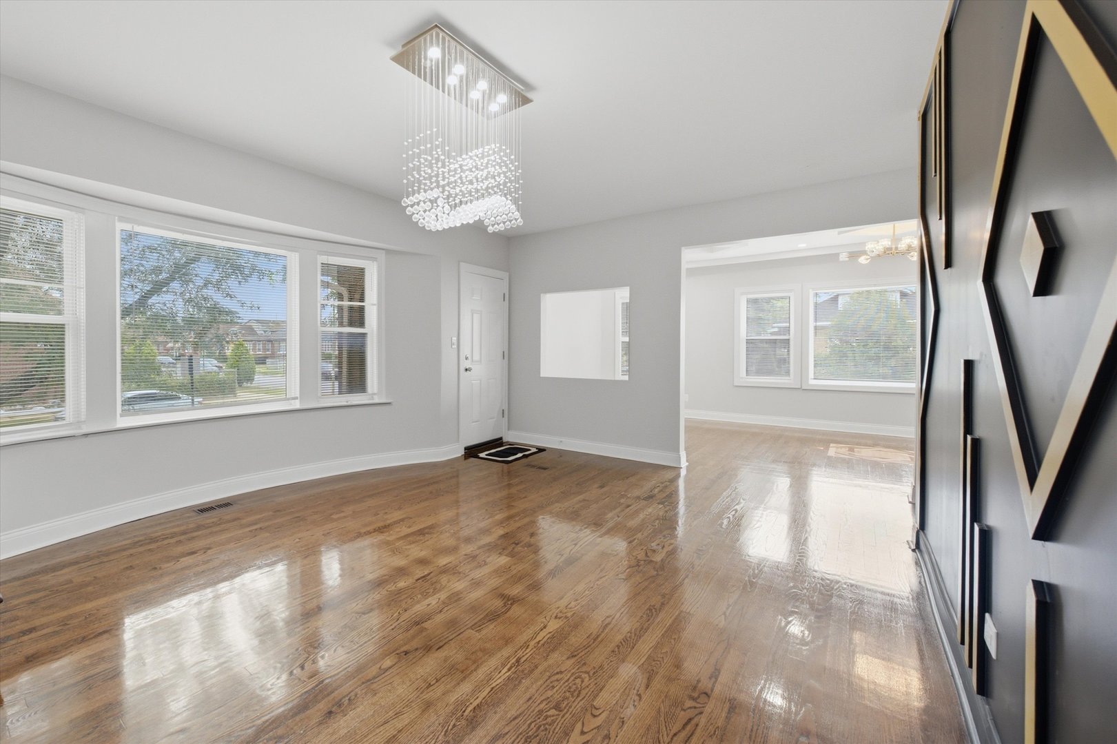 9257 S Ada Street Property Photo 5