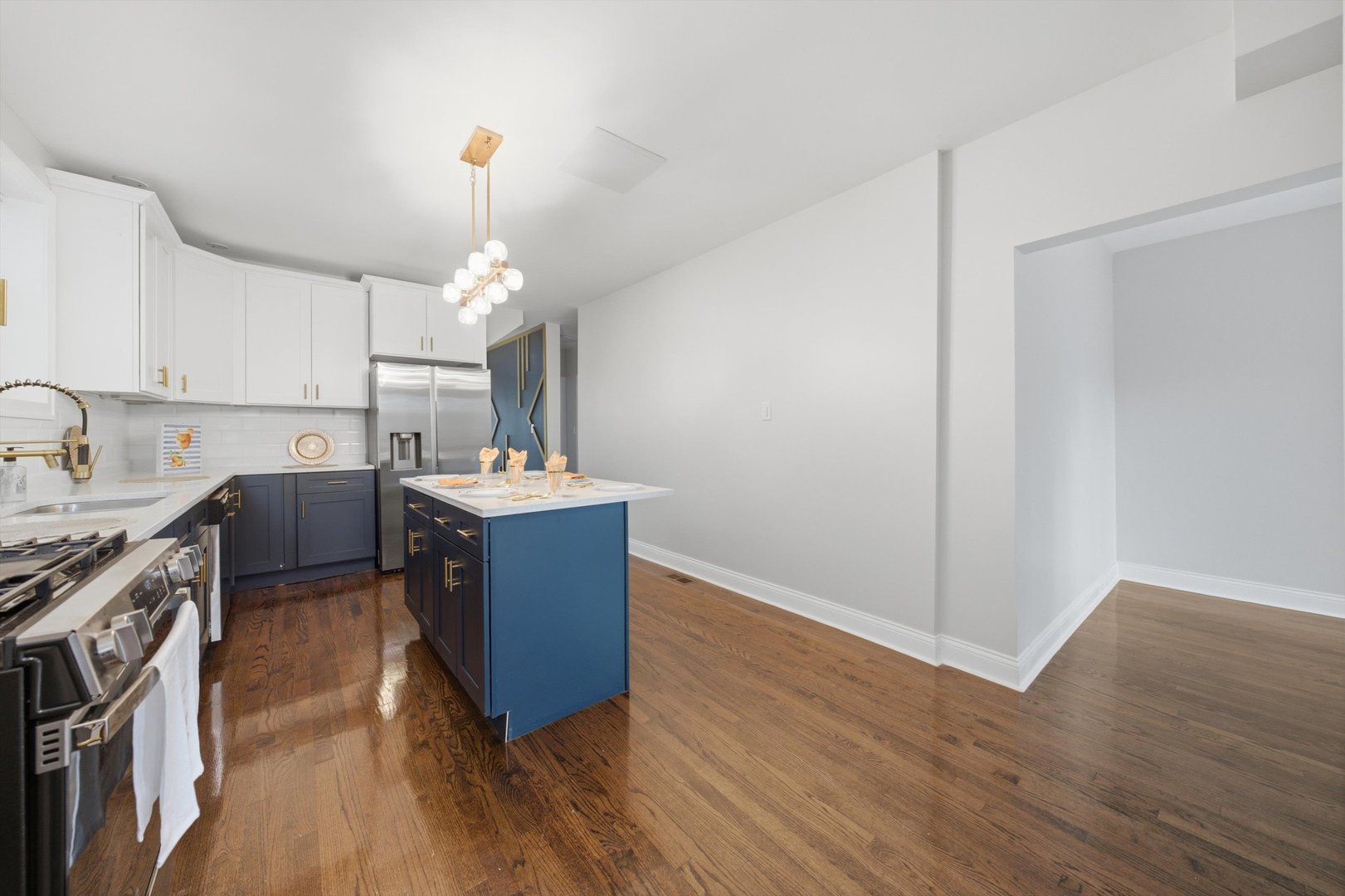 9257 S Ada Street Property Photo 10