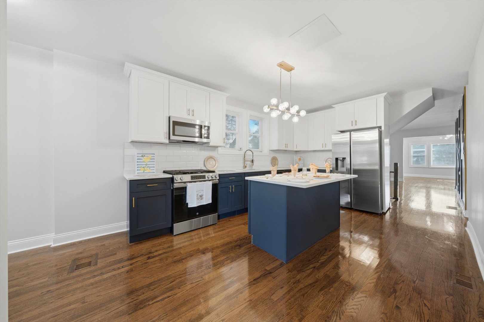9257 S Ada Street Property Photo 11