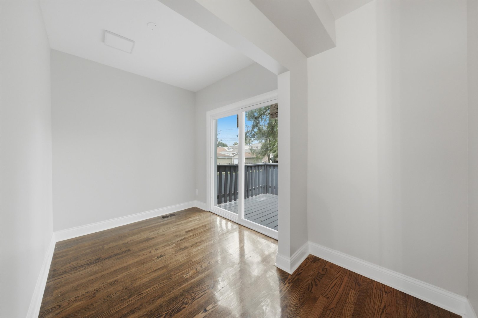 9257 S Ada Street Property Photo 12