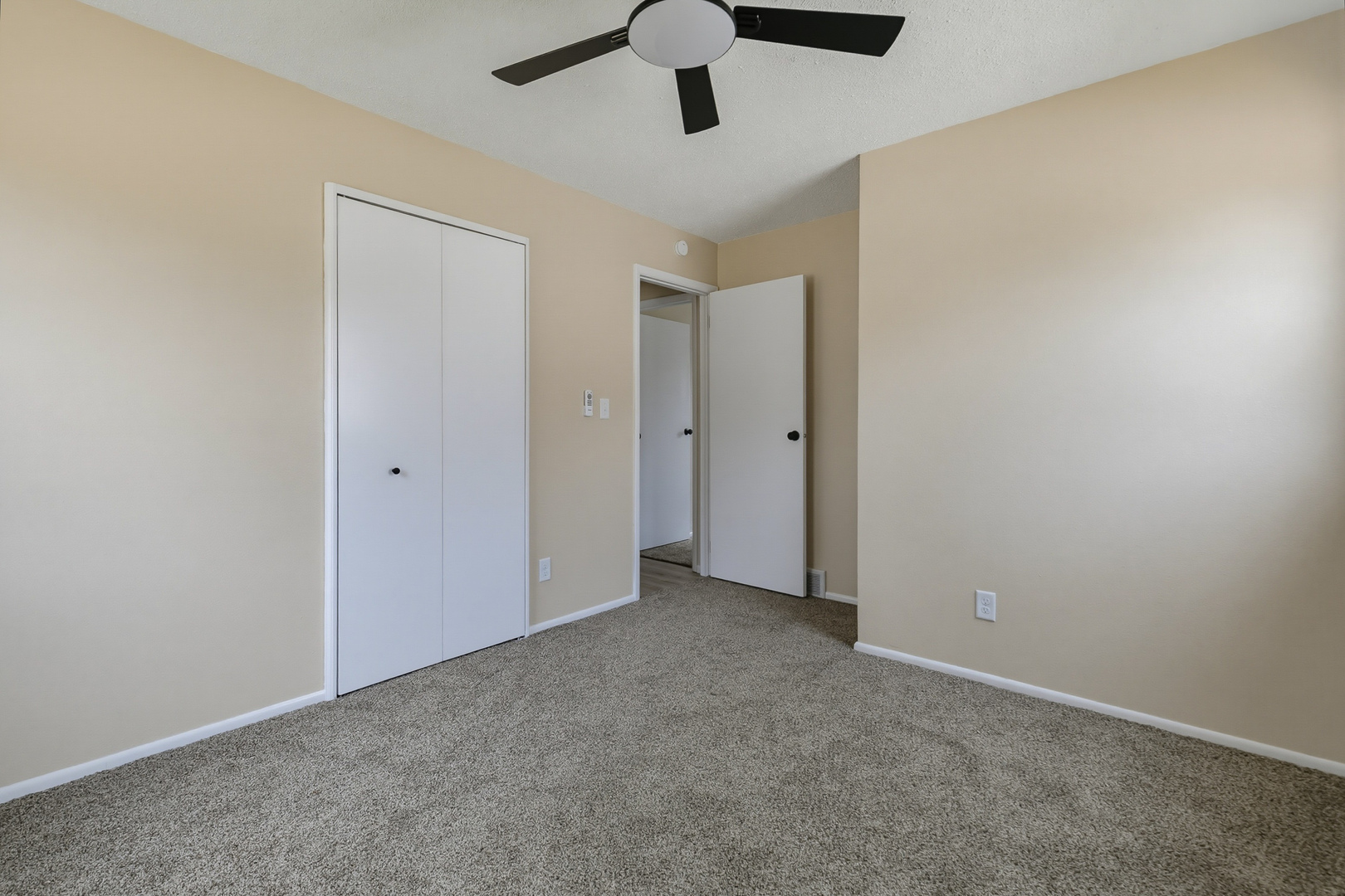 2704 Wood Dale Avenue Property Photo 16