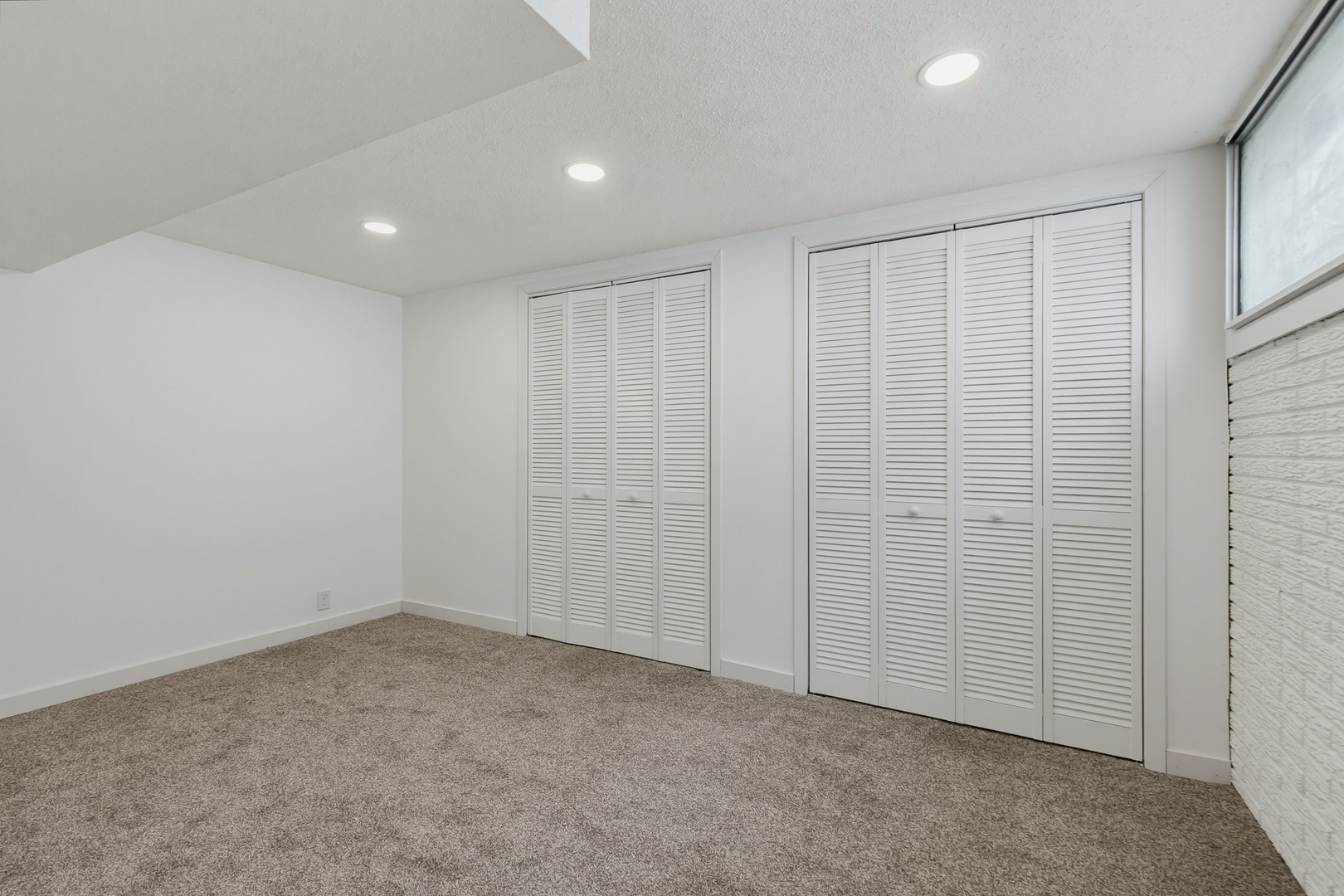 2704 Wood Dale Avenue Property Photo 31