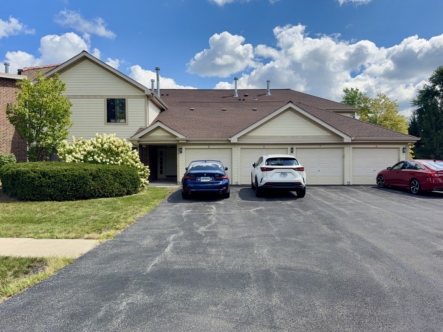 871 E Coach Road 5
