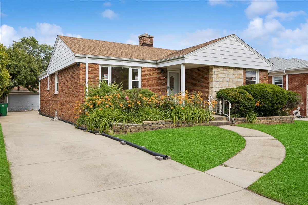 1307 Hull Avenue Property Photo 2