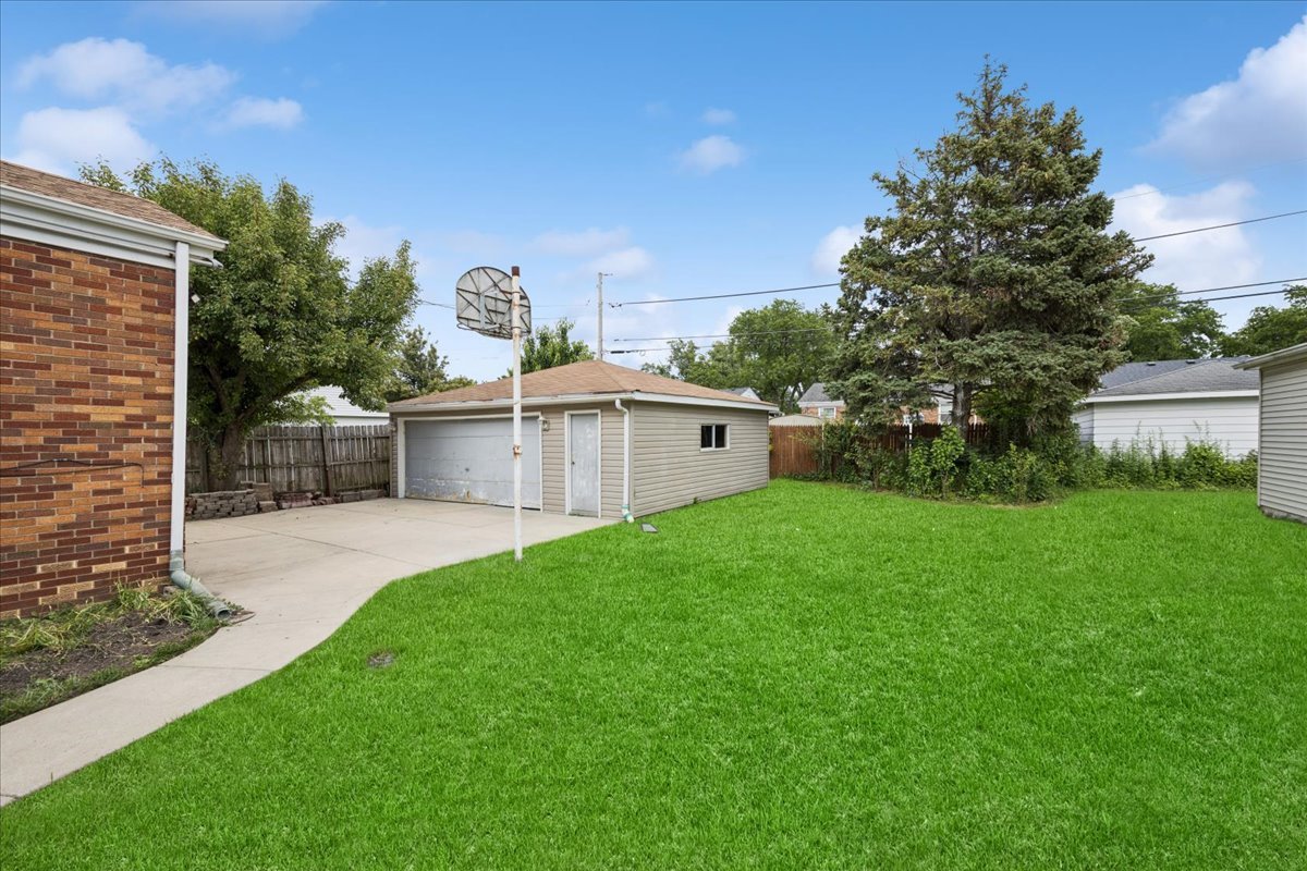1307 Hull Avenue Property Photo 20