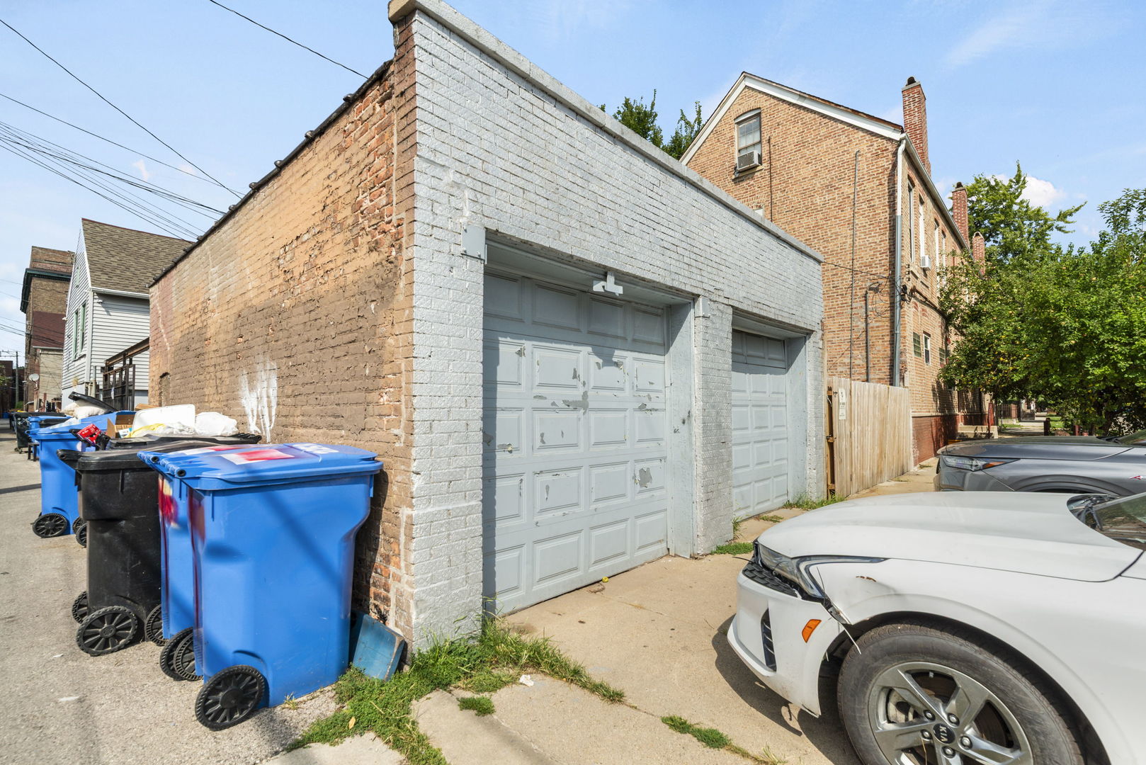 2258 S Whipple Street Property Photo 23