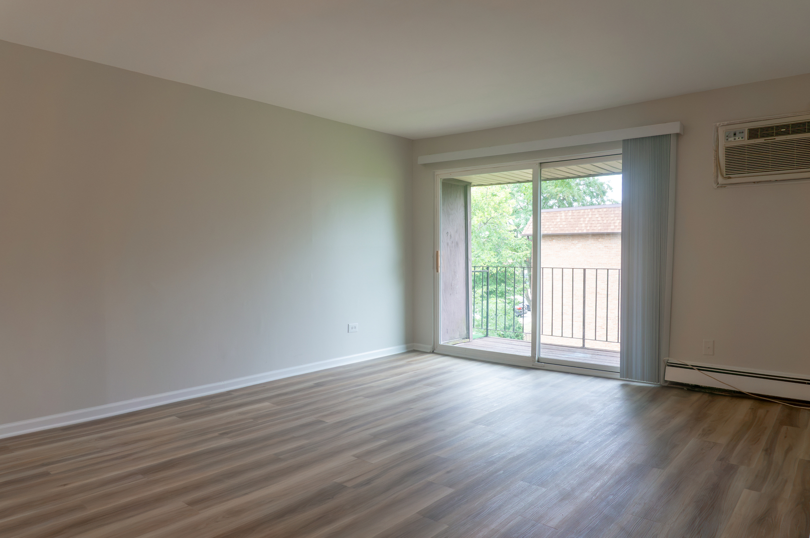 720 Hill Drive 304 Property Photo 5