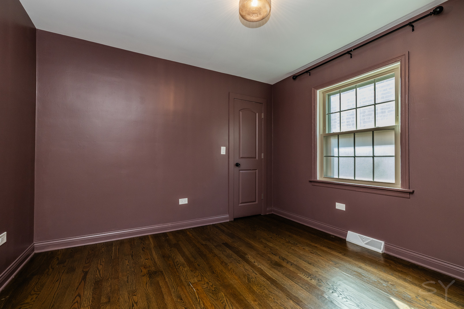 5548 S Kilbourn Avenue Property Photo 14