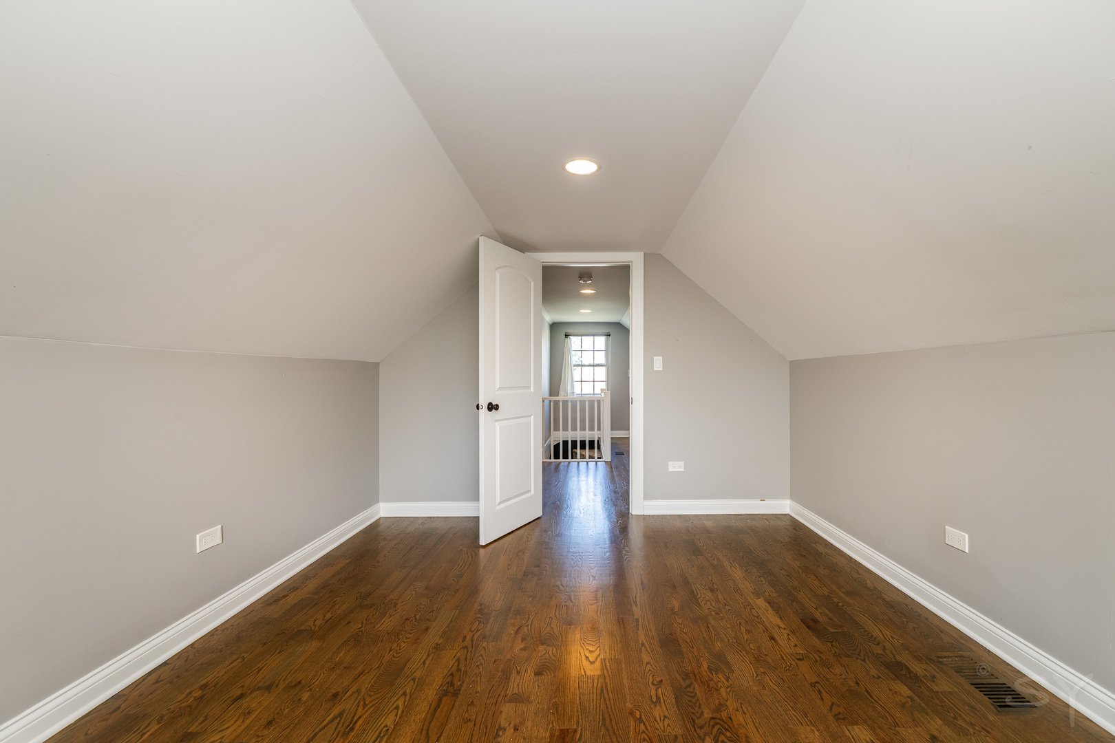 5548 S Kilbourn Avenue Property Photo 19