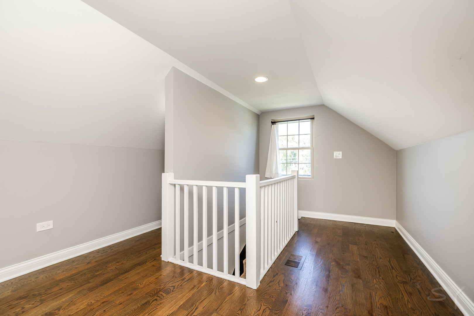 5548 S Kilbourn Avenue Property Photo 21