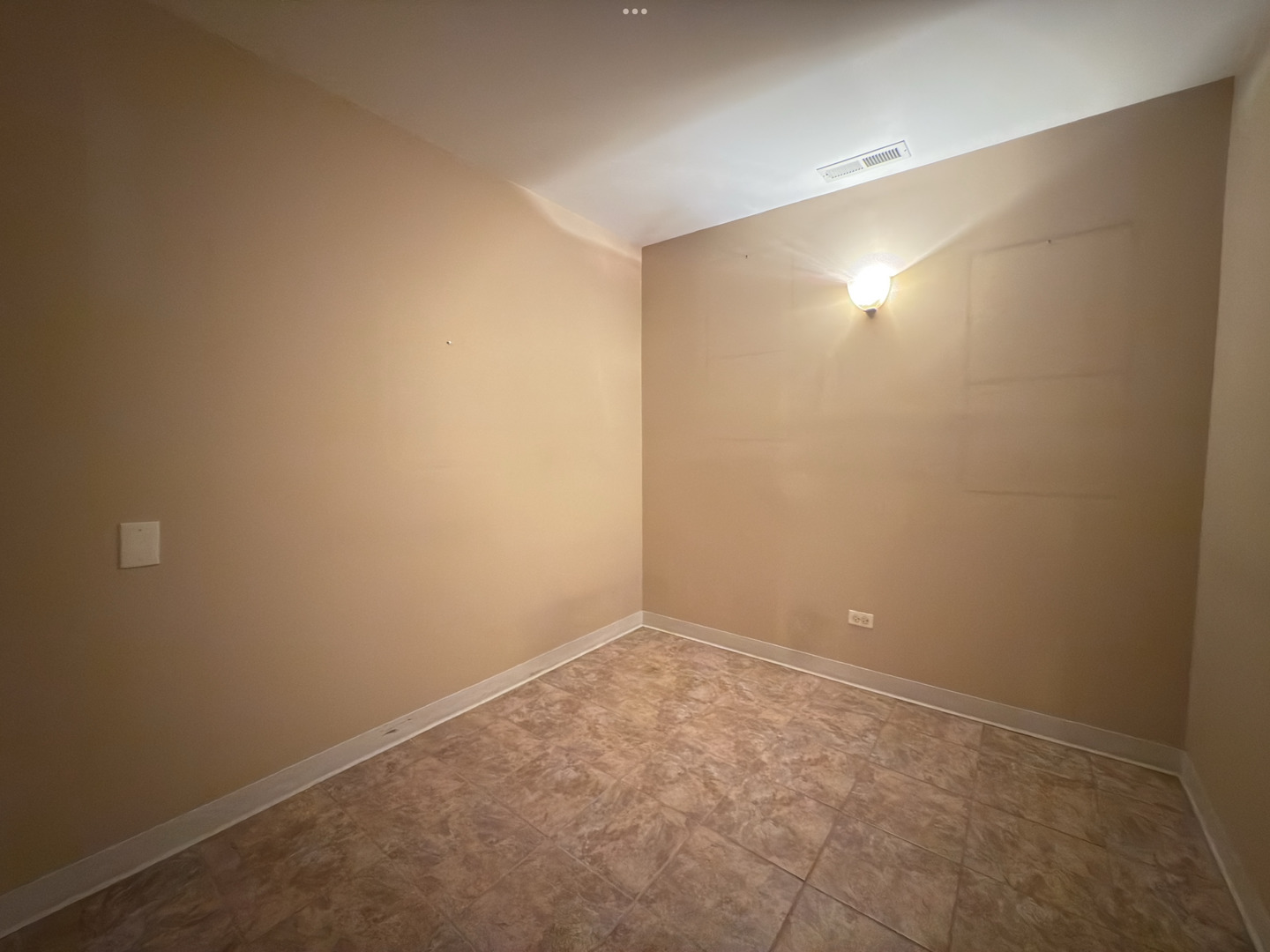 16646 Oak Park Avenue Property Photo 5