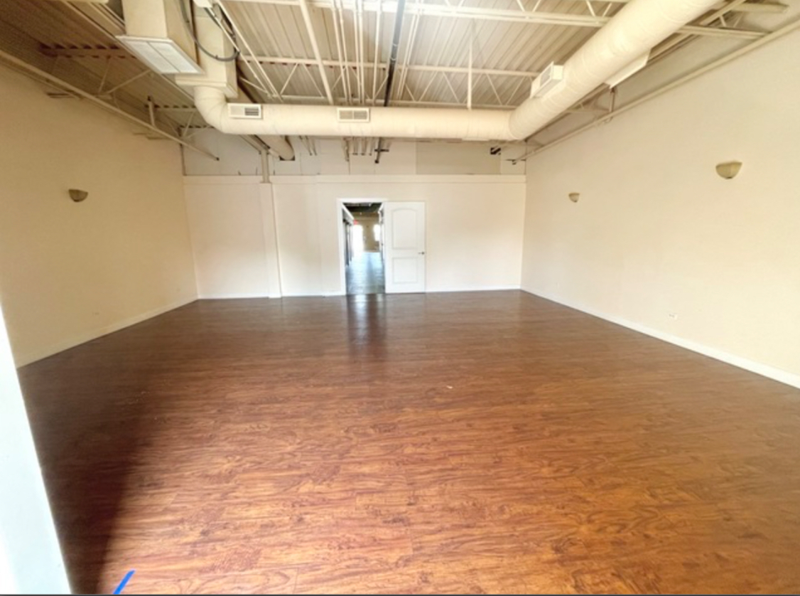 16646 Oak Park Avenue Property Photo 9