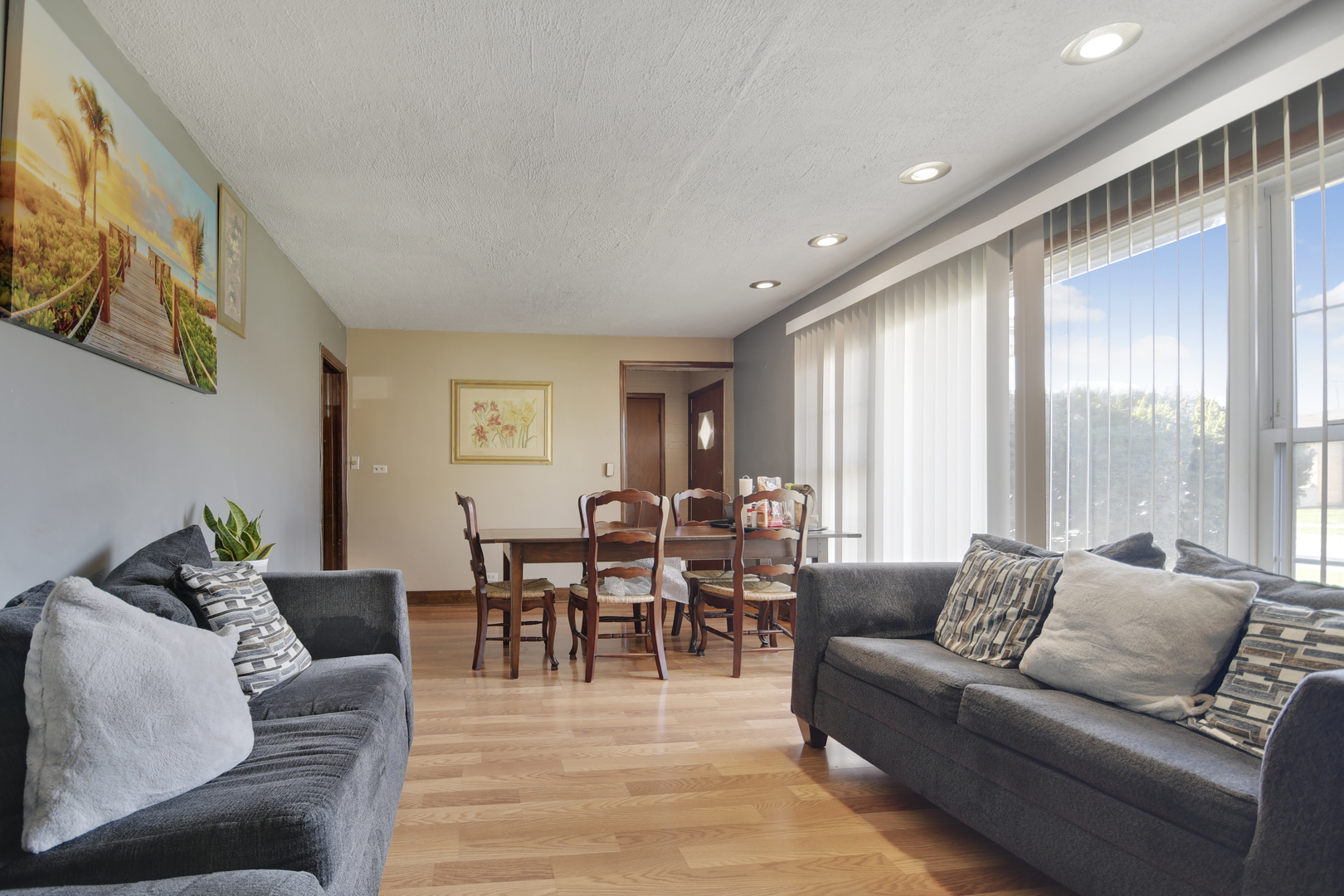 12755725 Property Photo 2