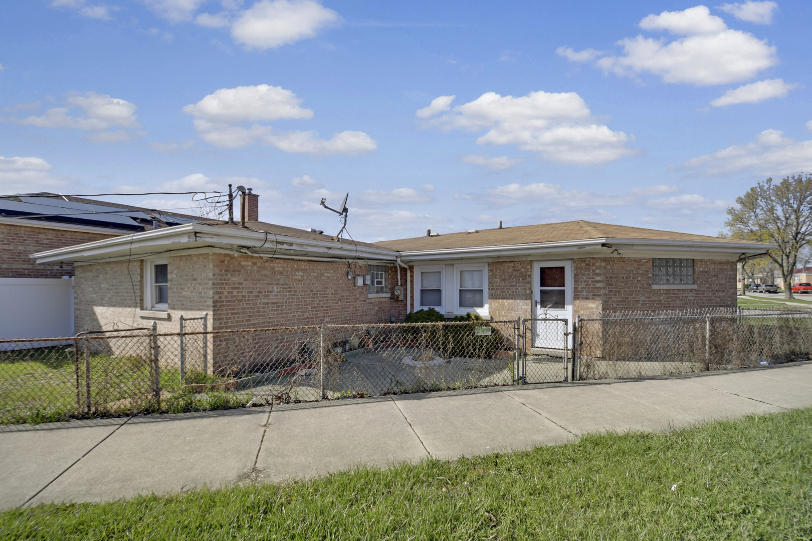 12755725 Property Photo 12