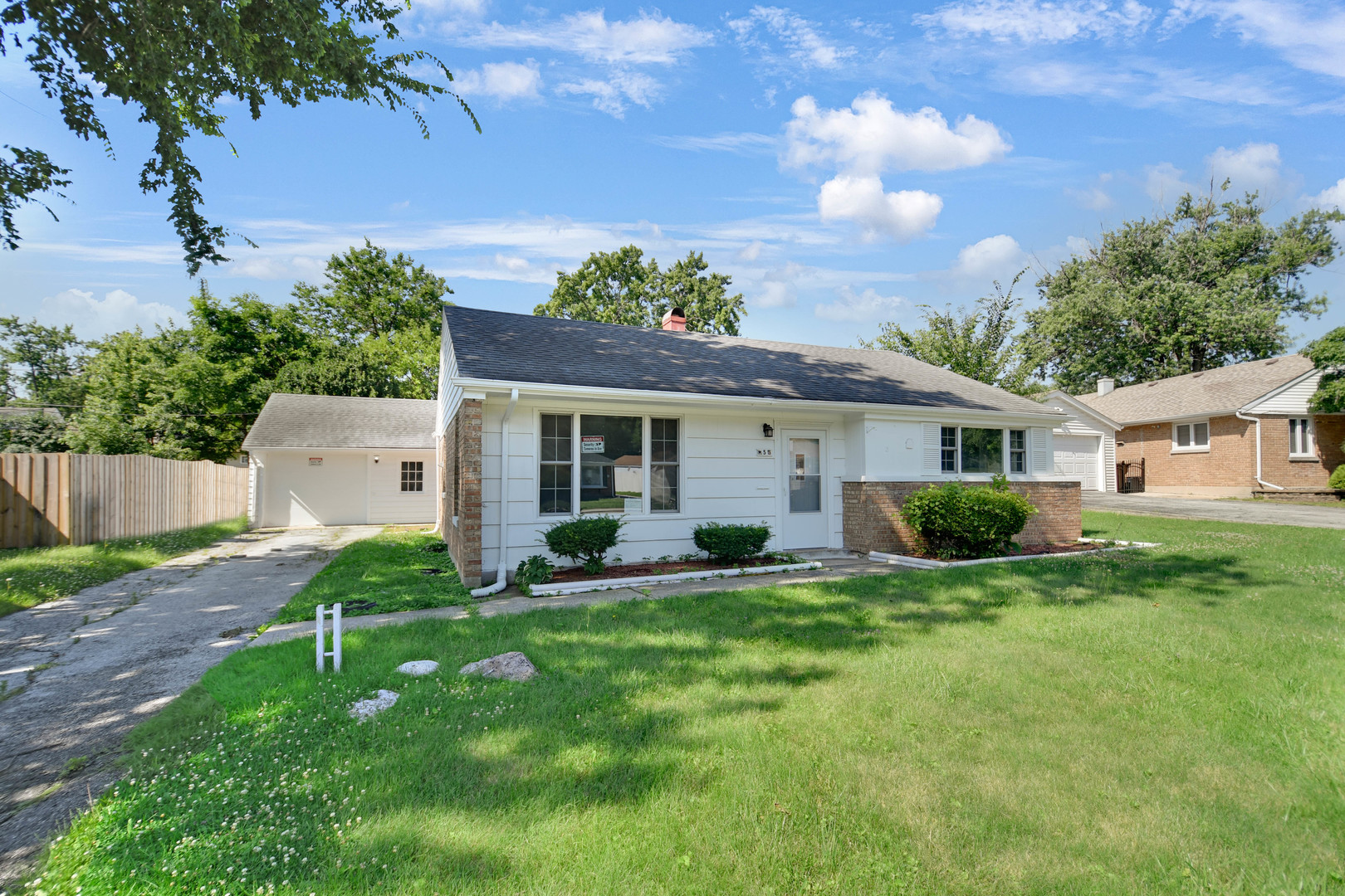 55 Apple Lane Property Photo 1