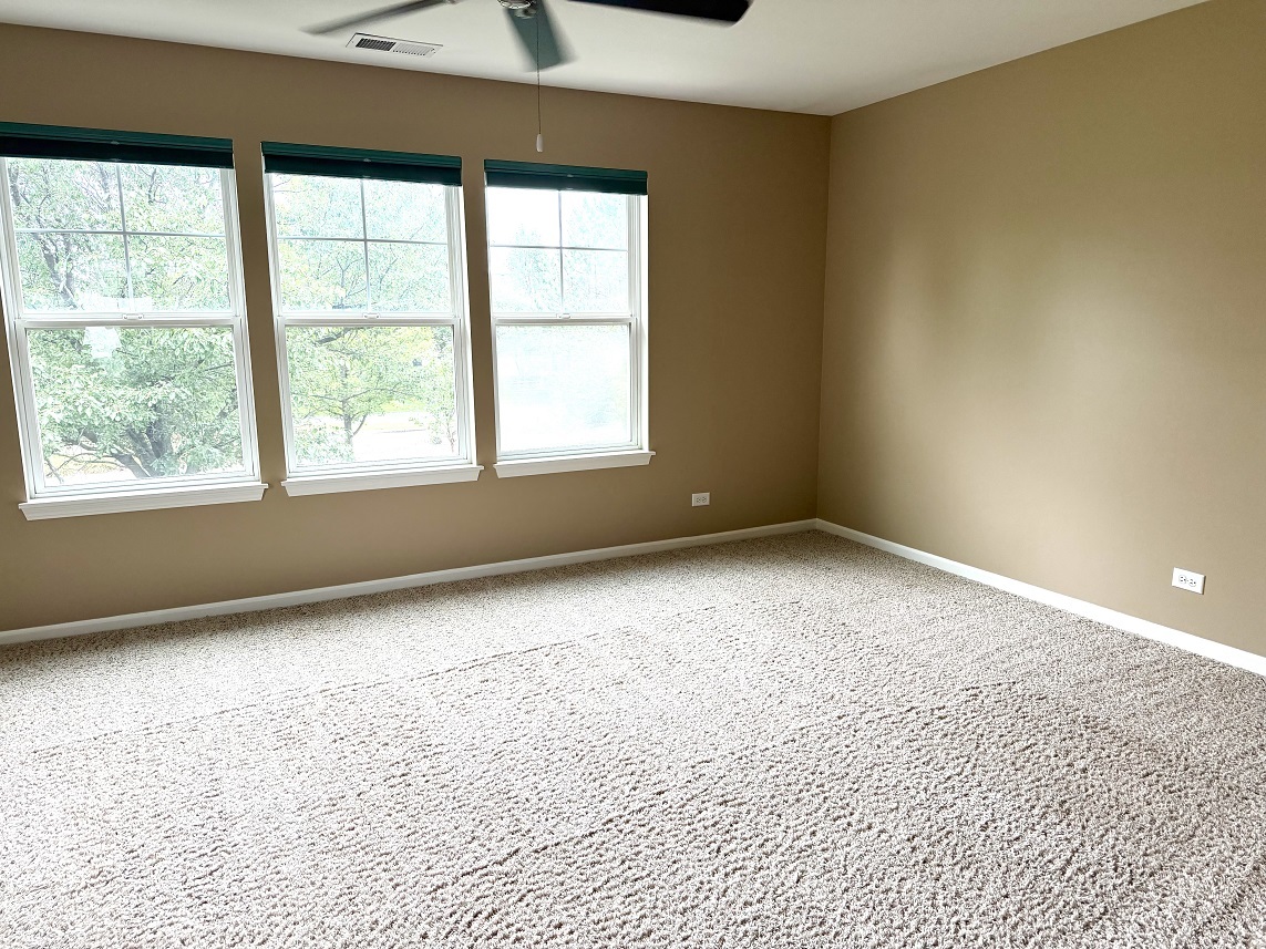 1282 Newport Circle Property Photo 17