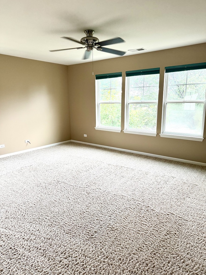 1282 Newport Circle Property Photo 18