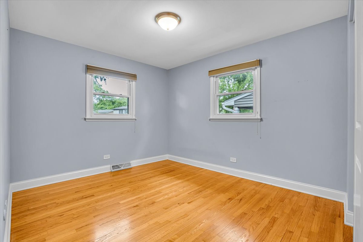 1402 S Robert Drive Property Photo 12