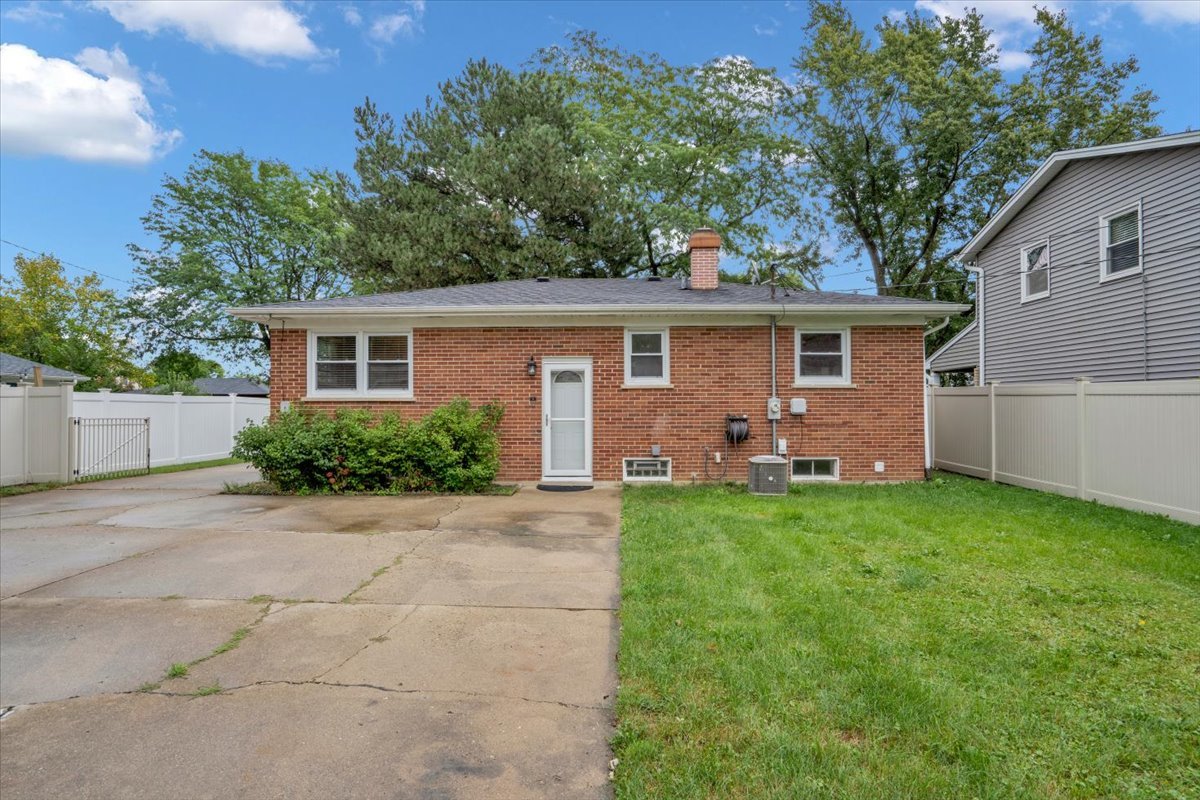 1402 S Robert Drive Property Photo 35