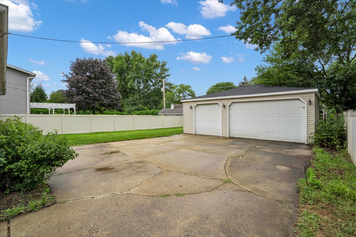 1402 S Robert Drive Property Photo 37