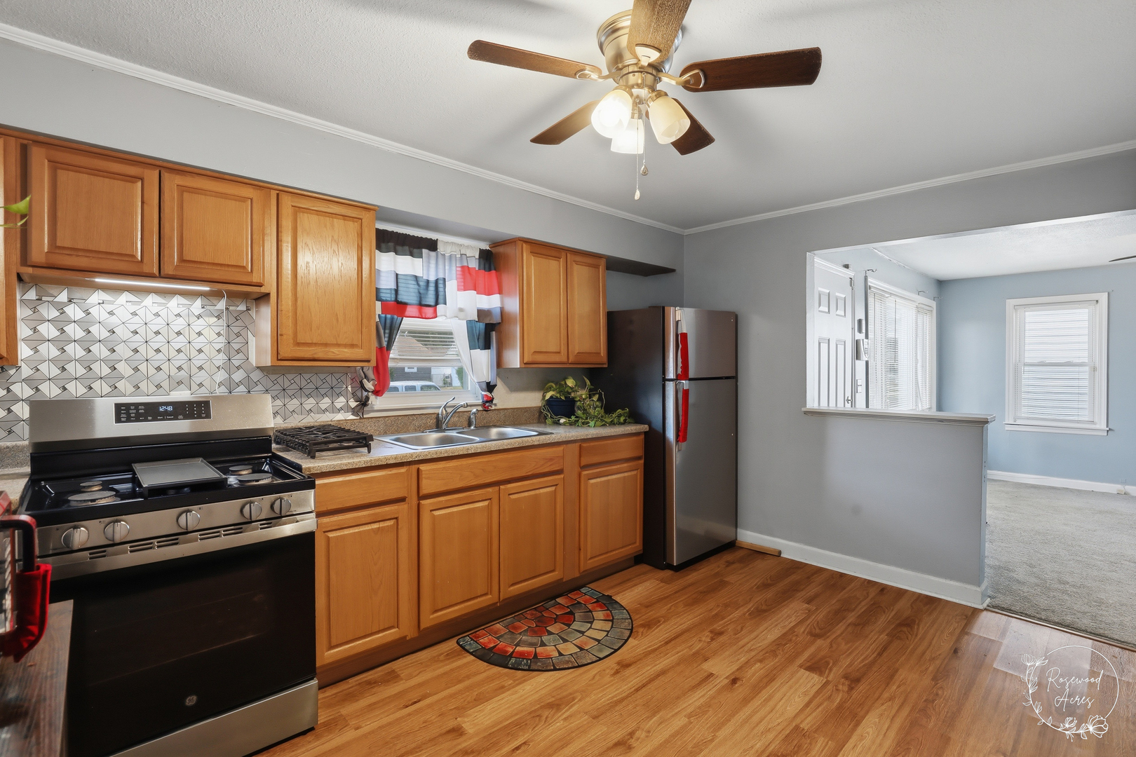 1556 S 4th Avenue Property Photo 5