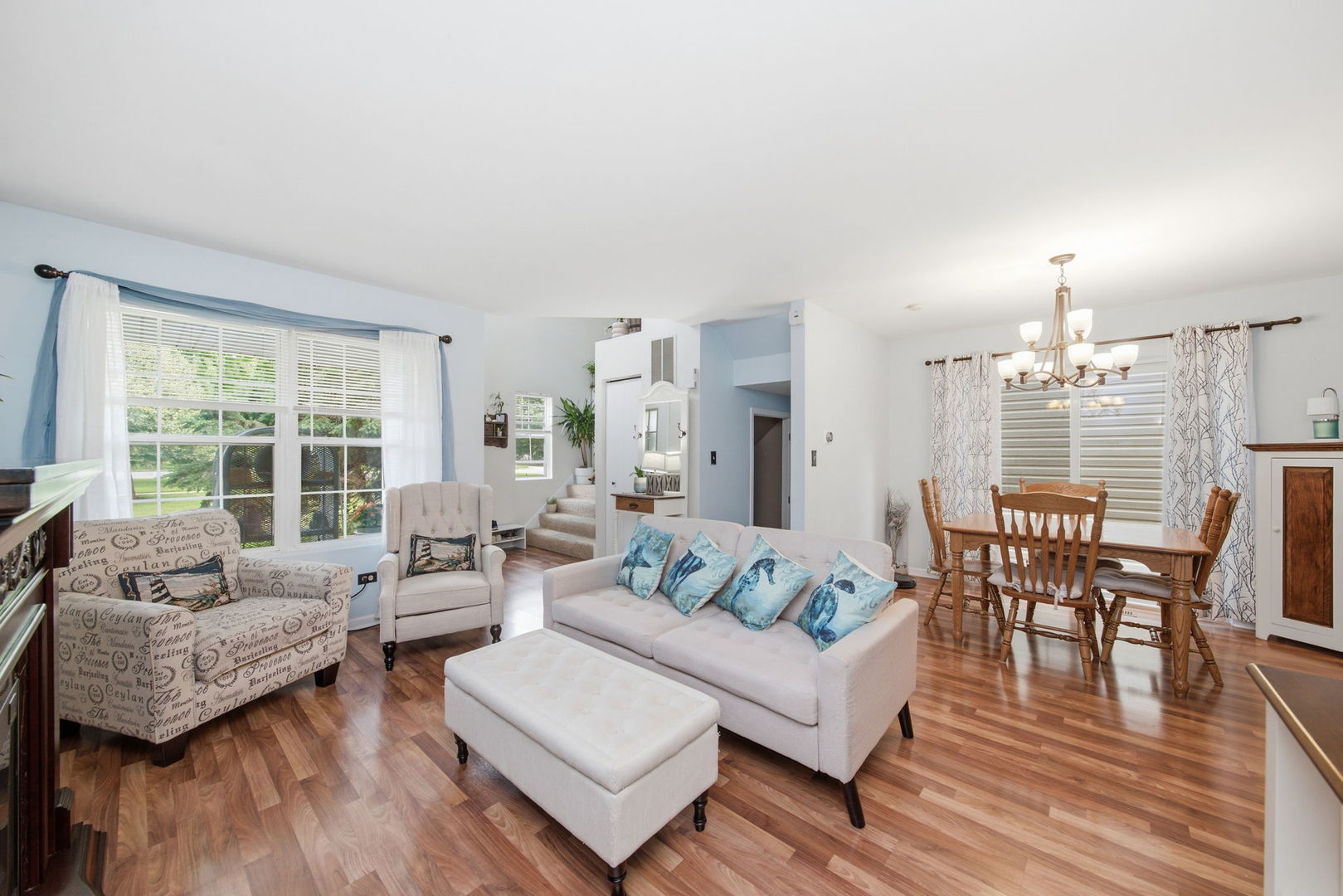 2348 Woodhill Court Property Photo 4