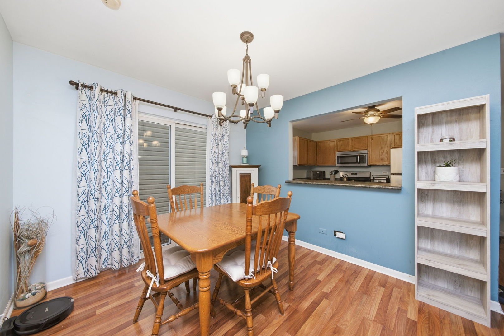 2348 Woodhill Court Property Photo 6
