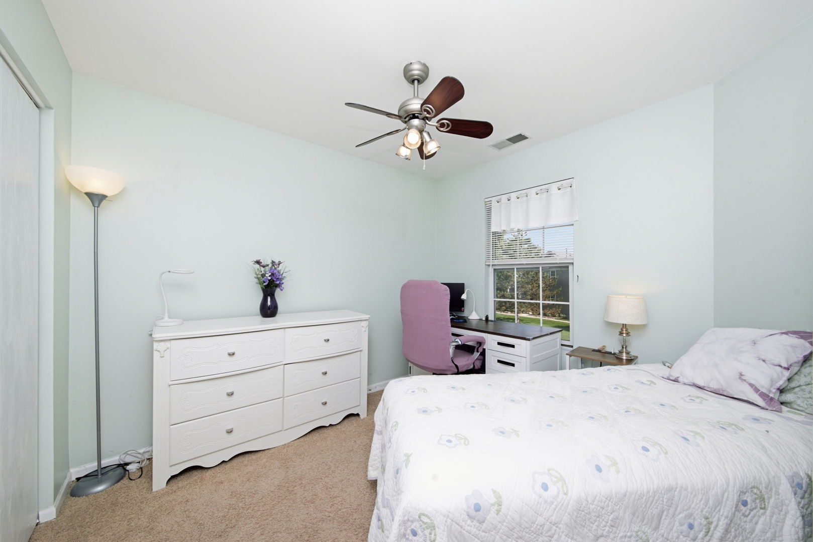 2348 Woodhill Court Property Photo 11