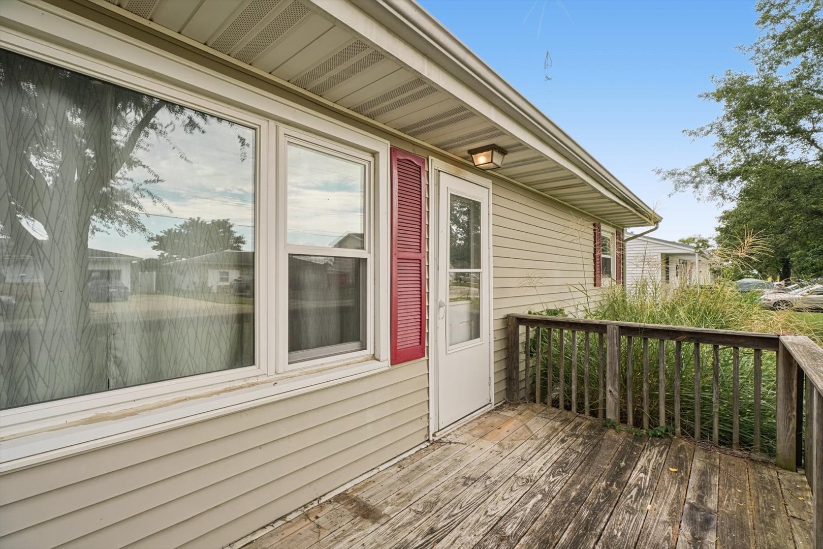 1115 Eastview Drive Property Photo 5